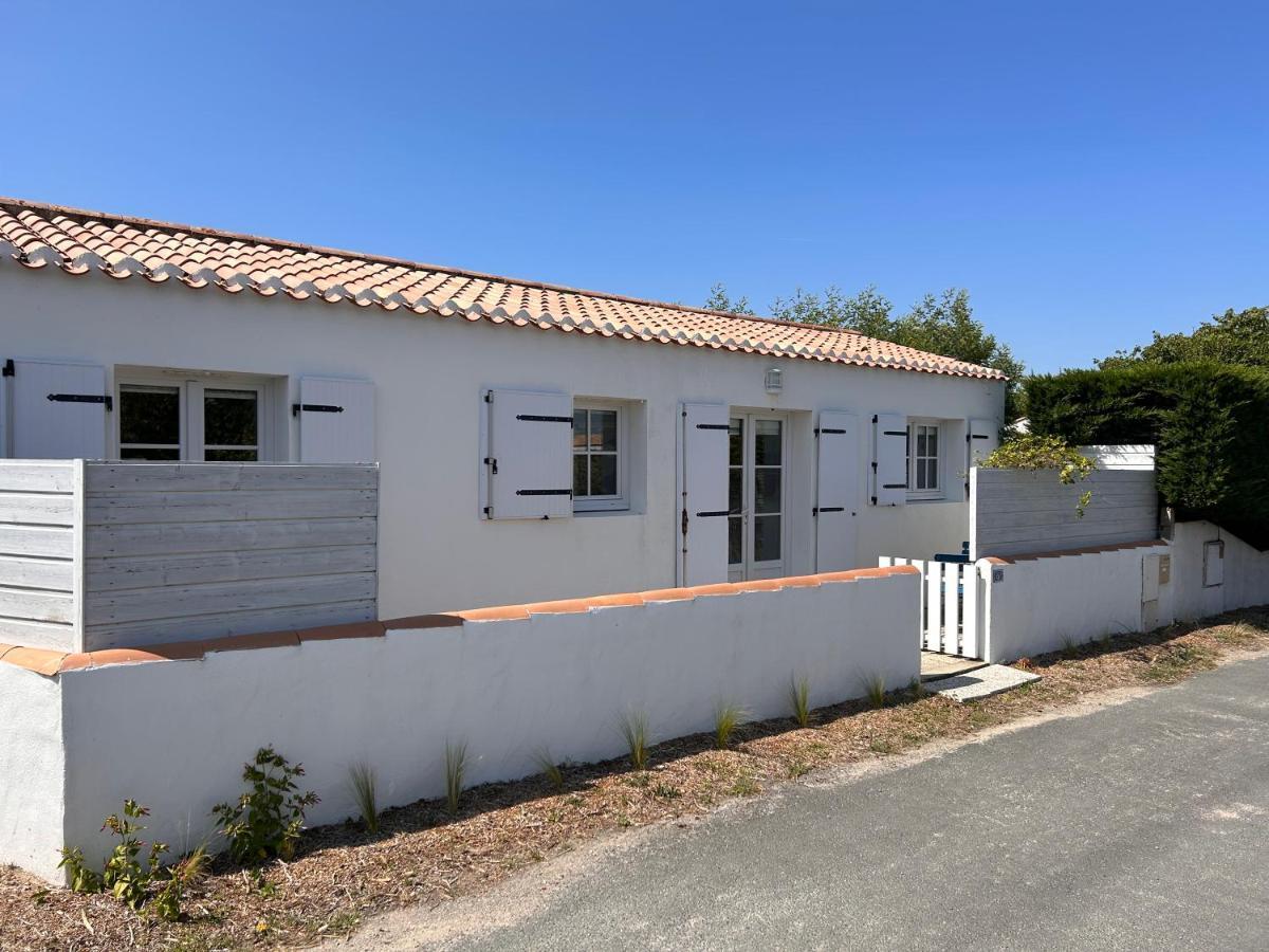 Petite Maison Au Calme, Dans Une Impasse L'Epine  Luaran gambar
